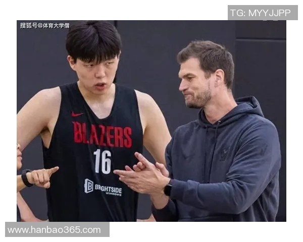 勇士与开拓者激战正酣腾讯直播精彩瞬间回顾与分析