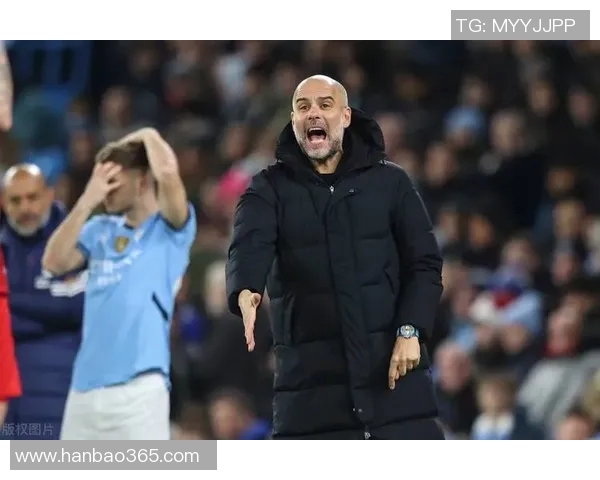 尤文图斯与曼联在欧冠赛场的巅峰对决精彩回顾与分析